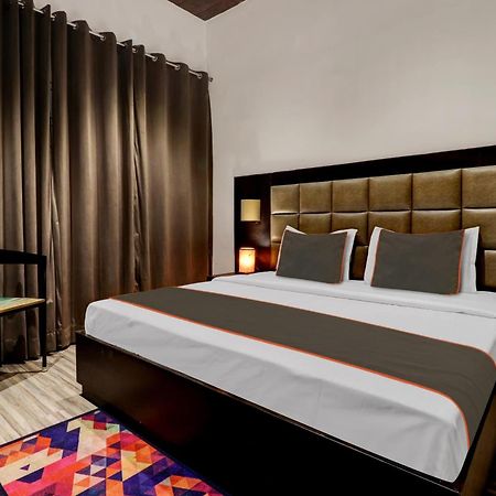 Hotel Collection O Mount N Woods Nainital Esterno foto