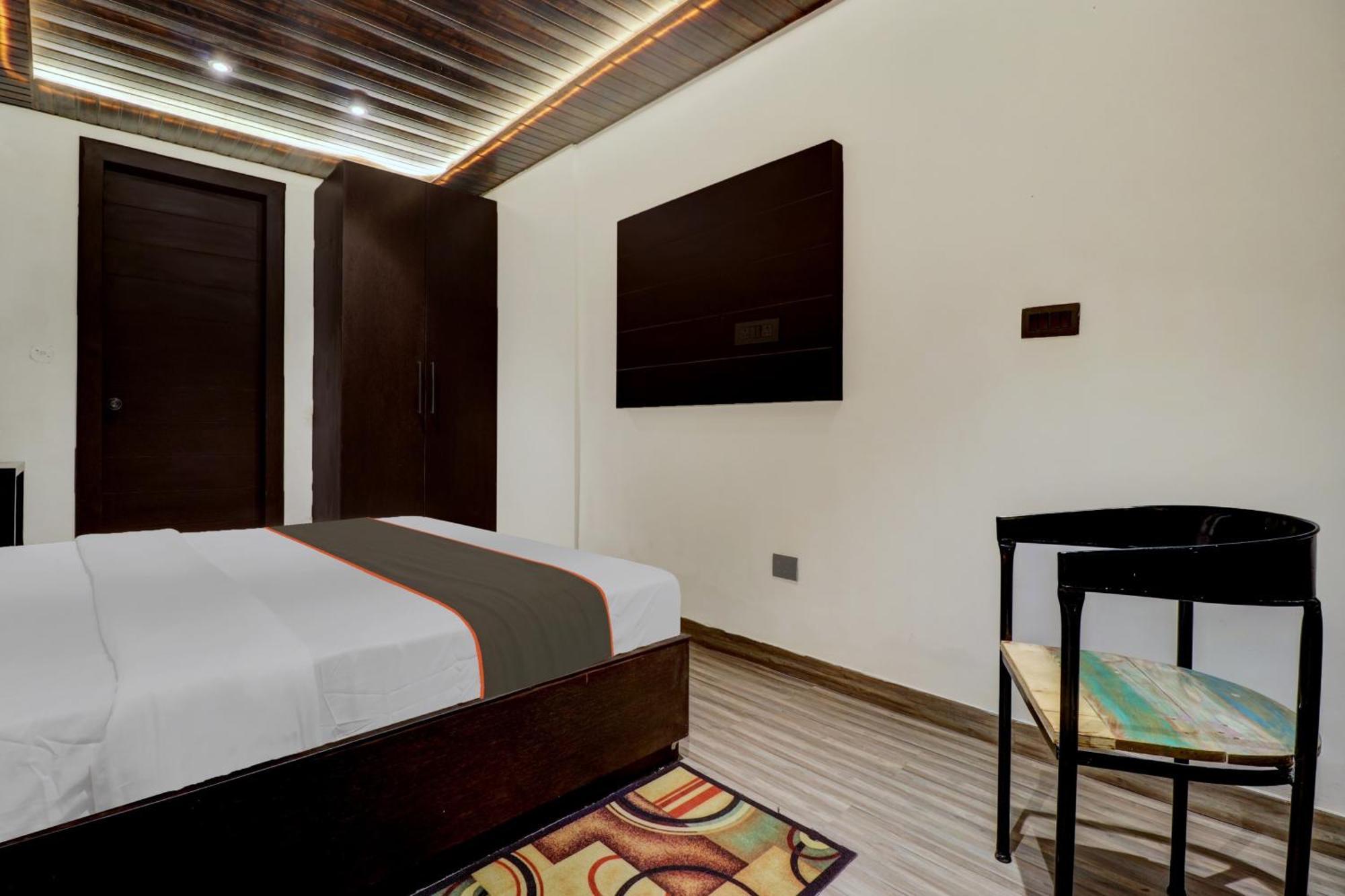 Hotel Collection O Mount N Woods Nainital Esterno foto